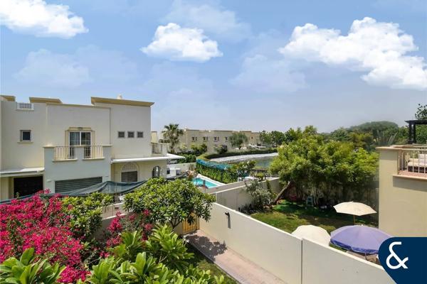 Exclusive | Springs 14 | Large Plot | 2 Bed