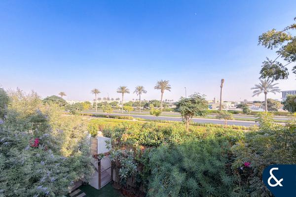 Single Row | Best Value | 3 Beds + Study