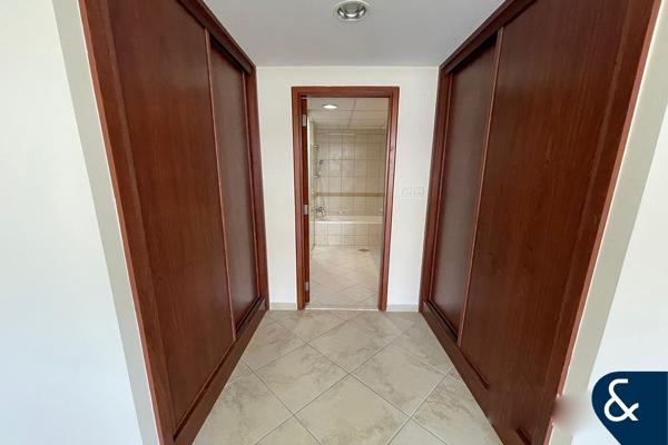 2 Bedrooms | Spacious | 2 Parkings