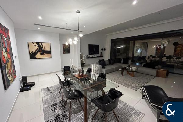 HUGE PLOT | Single Row | Rare Property