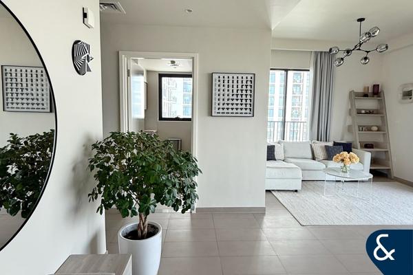 3 Bed | Vacant | Full Pool & Park View