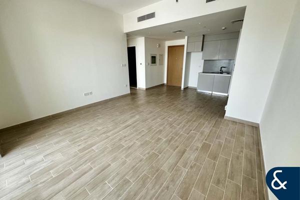 EXCLUSIVE | Vacant | Canal & Burj View