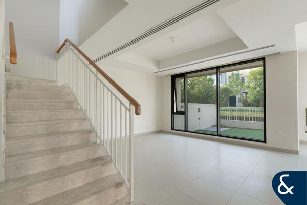 Greenbelt | 5 Bed | Maids | Single Row I VOT