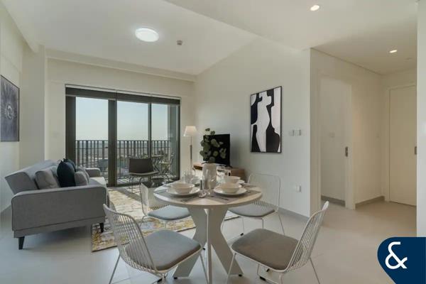 12 Cheques Available | Beach Access | Furnished