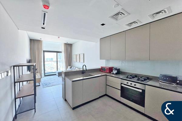 1 Bed | Burj & Canal Facing | Motivated
