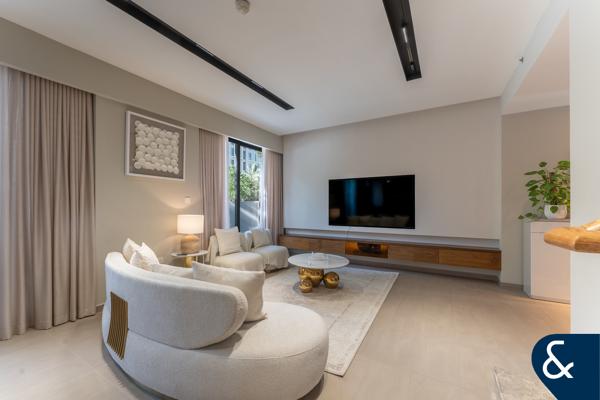 3 Bedroom | Close To Park | Rare | VOT