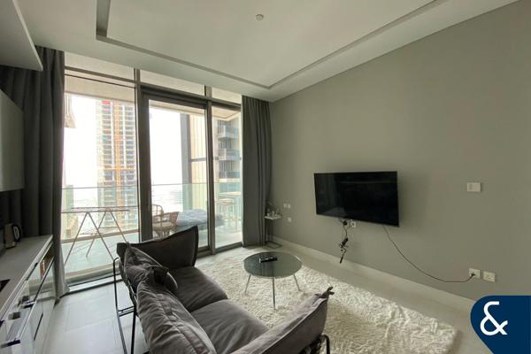 Luxurious Studio | Vacant Unit | Furnished