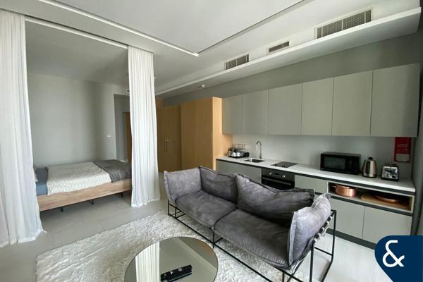 Luxurious Studio | Vacant Unit | Furnished