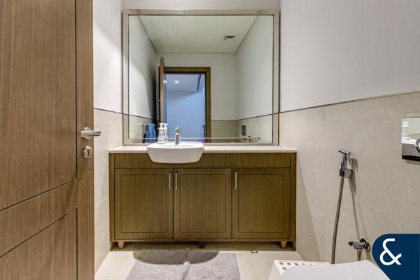 Furnished | Sea View | Private Garden