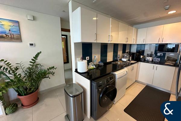 Converted 3 Bed | Vacant | High Floor