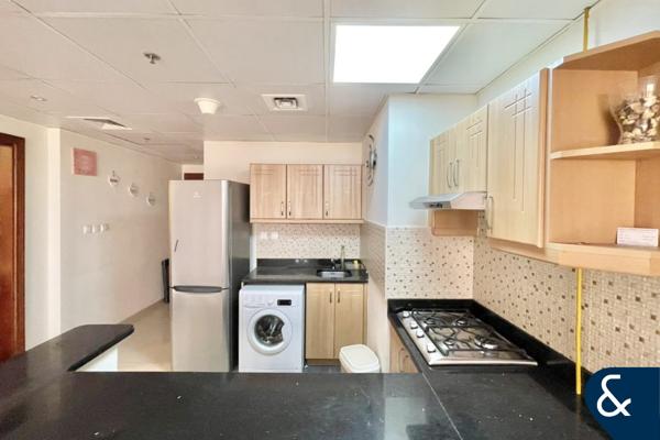 Largest Two Bed | Golf View | Vacant May