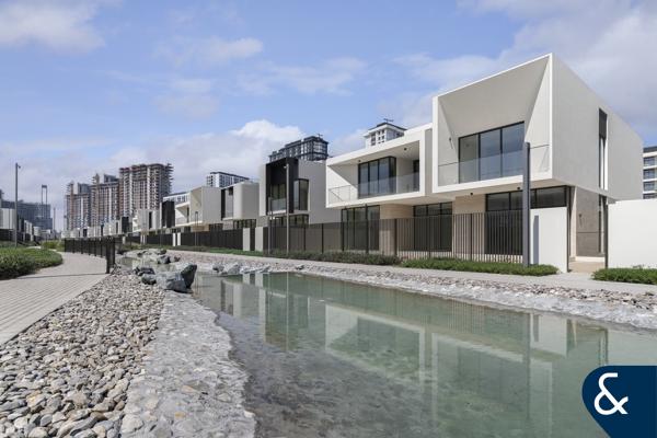 Modern Style 5 Bed | Basement | Brand New
