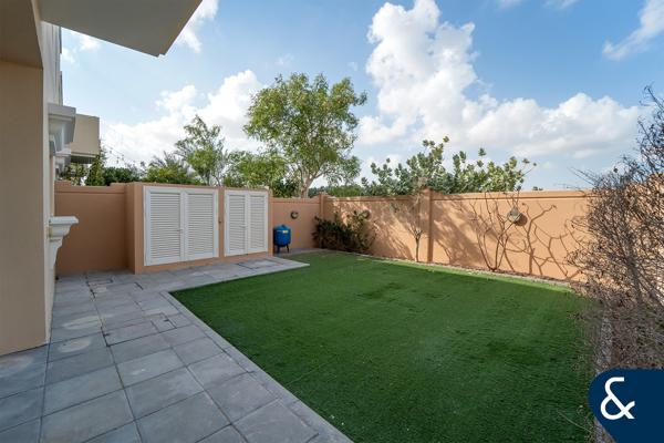 Exclusive | Single Row | 4 Bed TH | VOT