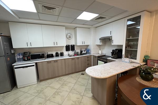 One Bedroom I VOT I 943 Sqft I Garden View