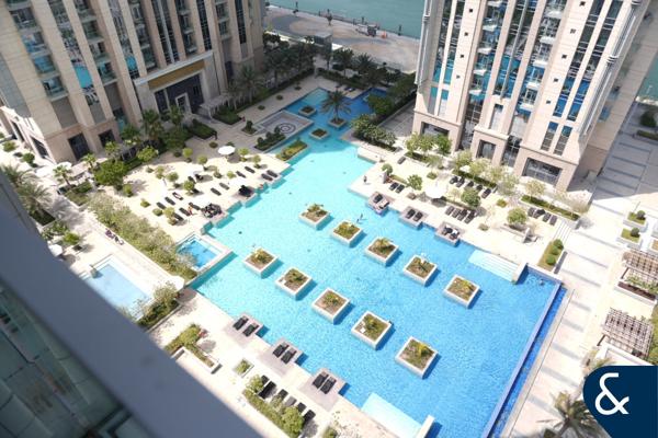 Pool View | Mid Floor | Extra View