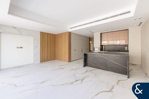 Exclusive | Landscaped | Internal View