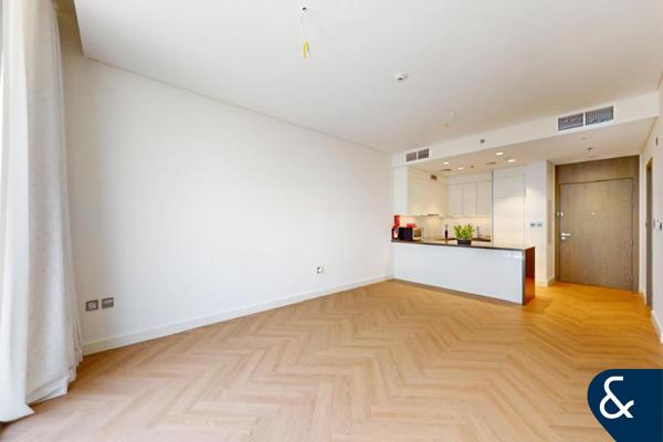 Upgraded | 1 Bedroom | Unfurnished