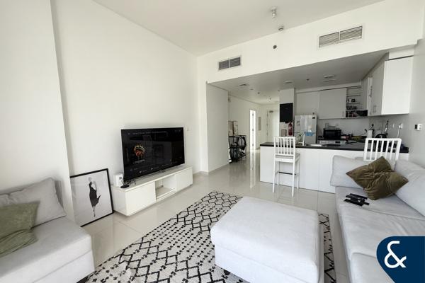 Furnished | Pool & Gym | Golf Course View