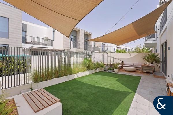 VILLA  |  BEST LOCATION  |  GREAT PRICE