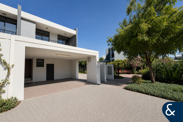 Extended 4 Bed+Maids| Large Layout | Parkside