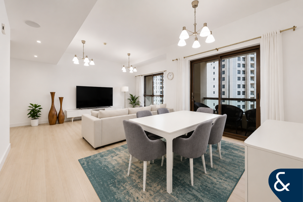 2 Bed | Vacant | Upgraded | Marina Views