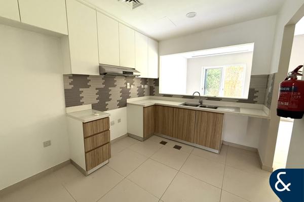 3 Bed+maid | Private Garden | Single Row