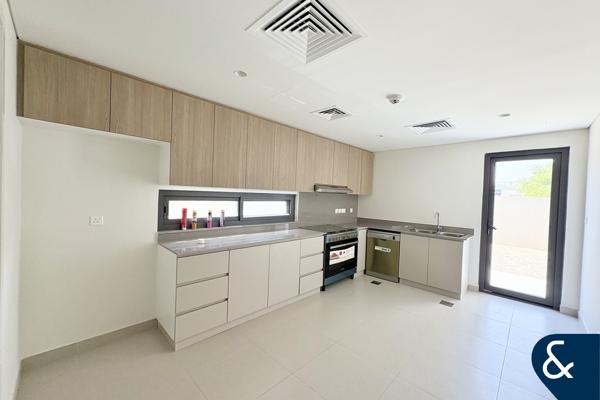 Vacant | Good Location | VASTU COMPLIANT