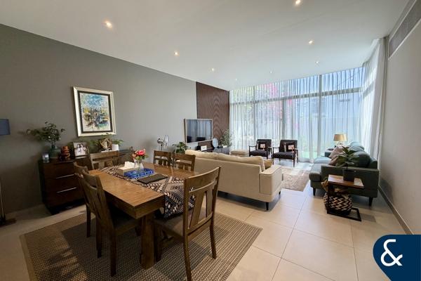 4 Bed Twin Villa | Close To Pool | Single Row