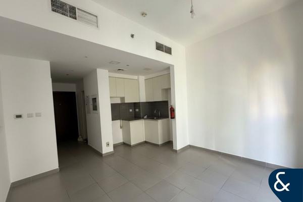 Vacant | Studio | Unfurnished