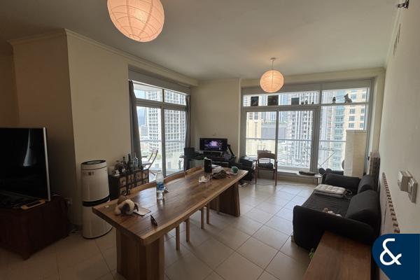 Large layout | Burj Khalifa view | 2 Beds