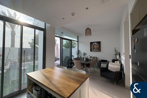 3 Bedroom | Unfurnished | Private Garden