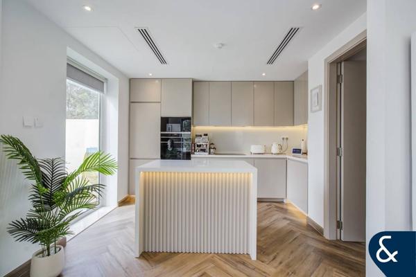 Double Extension| Upgraded | 3 Bed| VOT