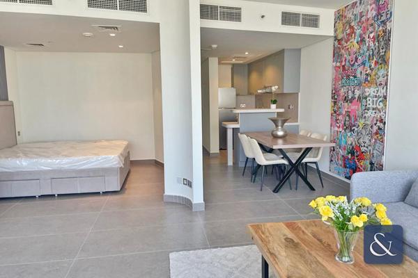 Upgraded | Furnished | Studio | Jan