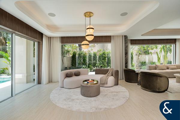 Beautifully Upgraded | Great Location |5 Beds