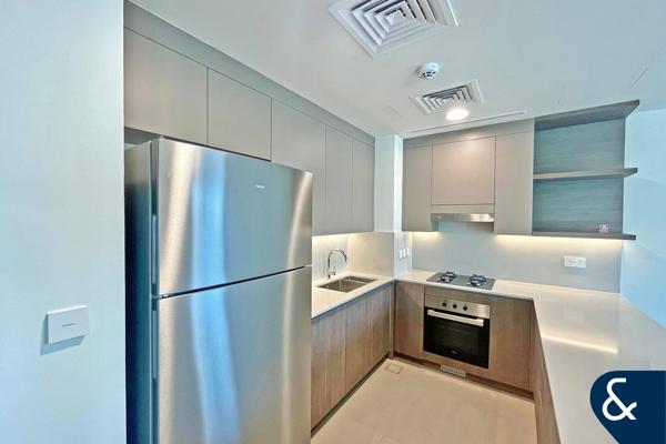 Corner Plot | Single Row | 4 Bed