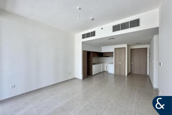 Prime Location | Modern | Vacant Now
