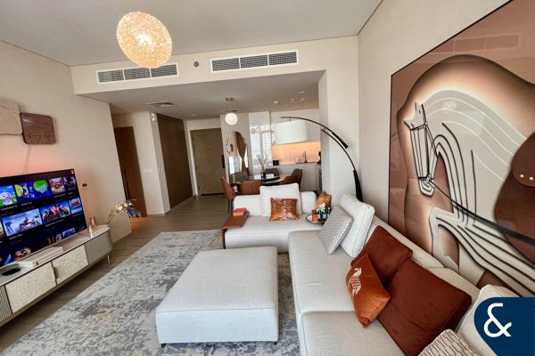VACANT | LUXURIOUS | MOTIVATED SELLER