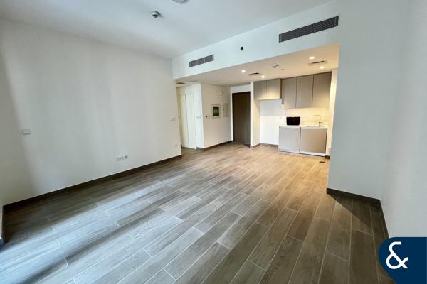 EXCLUSIVE | Vacant | Canal & Burj View