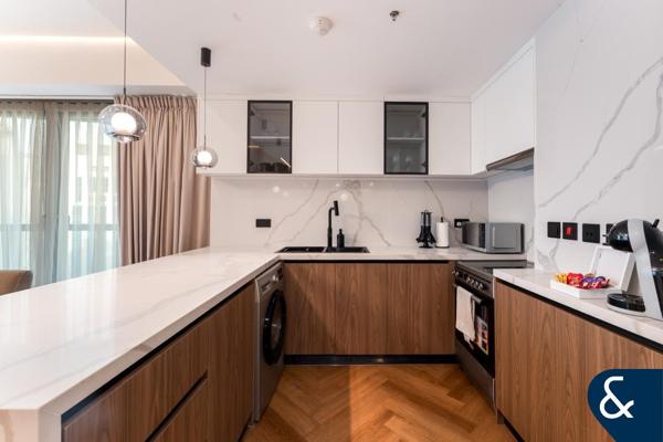 Furnished | Fully Upgraded | Coverted 2 Bed