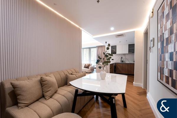 Furnished | Fully Upgraded | Coverted 2 Bed