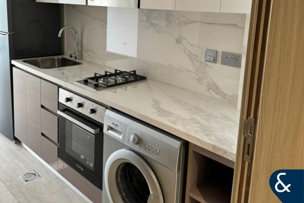 Studio APT | Pool View | Built-In Storage