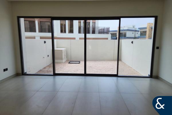 Close to Central Hub I Brand New I 14th May