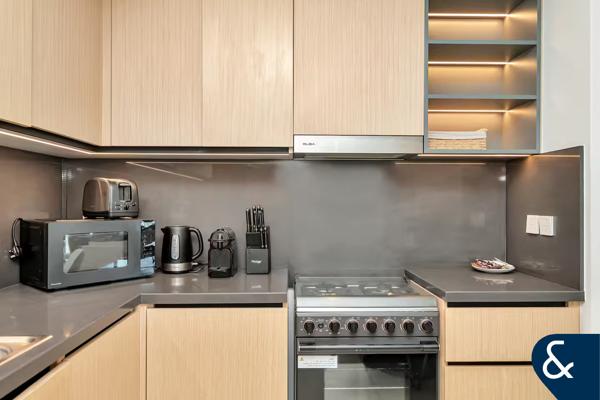 Three Bedrooms | High Floor | BLVD View