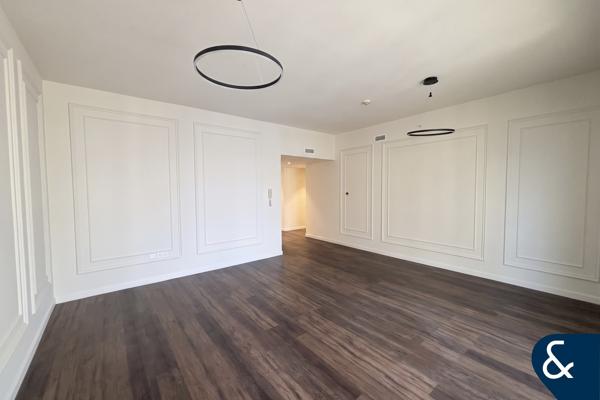 Fully upgraded | Extended | Unfurnished