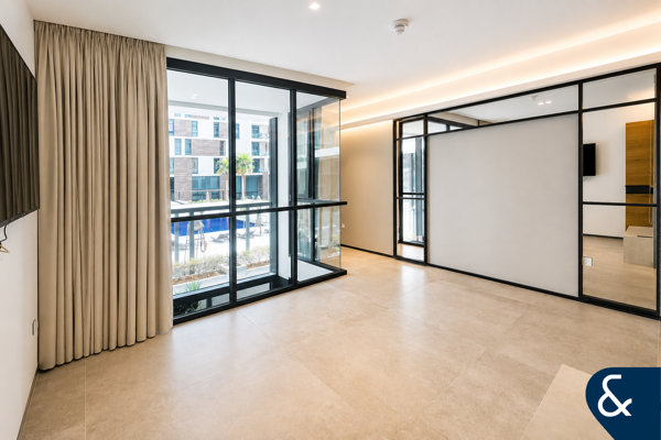 Pool View | Rare Duplex Layout |Modern Style