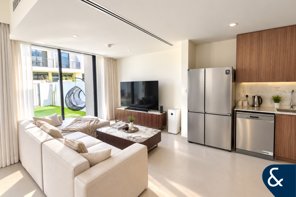 Exclusive | 3 Bed + Maid's | Vacant |
