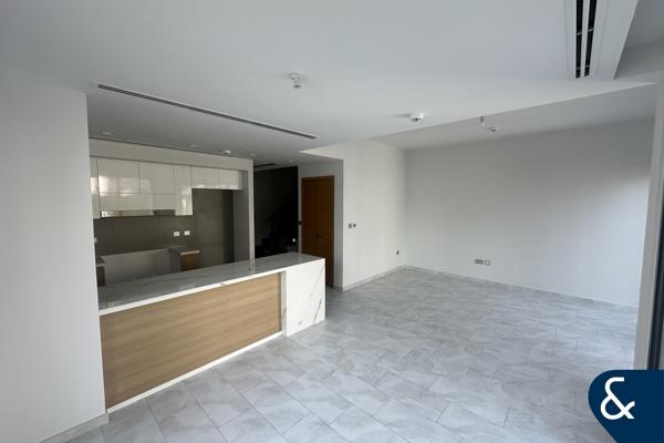 4 Bedrooms + Maid | End Unit | Landscaped