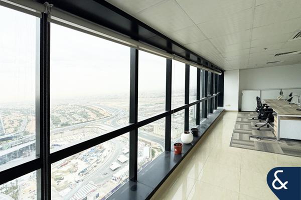 Vacant  |   Furnished  |   High Floor