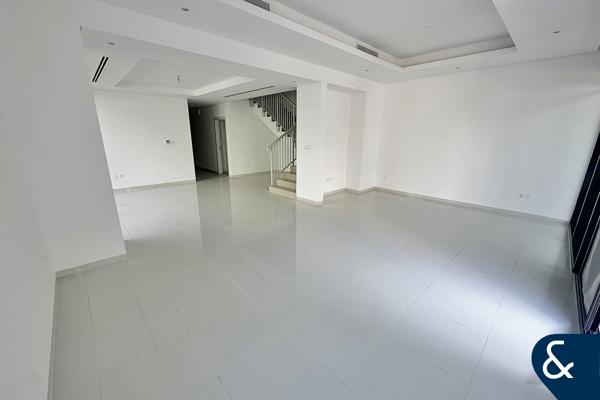 Un-Furnished | Private Garden | Large 3 Bed