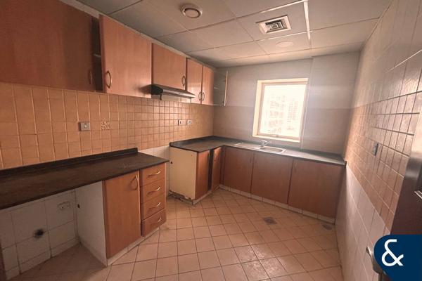 1 Bed | Large Layout | Vacant On Transfer